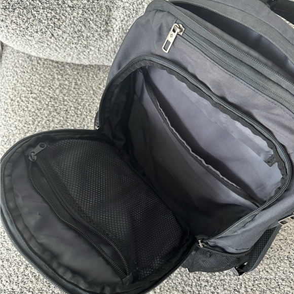 Samsonite Guardit Backpack - Picture 4 of 7